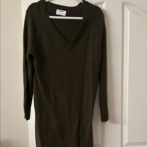 Old Navy Dark Green V-Neck Sweater Dress
